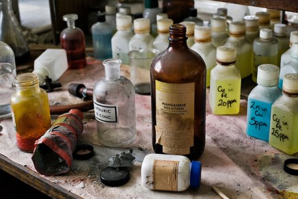 हमारे शरीर में किस तत्व की कितनी मात्रा होती&nbsp;है?