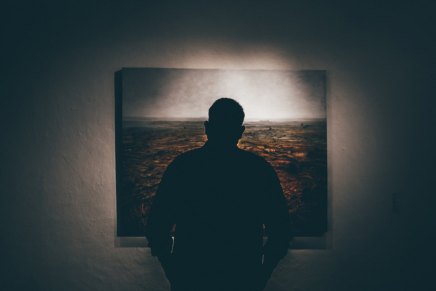 मनुष्य की उदासी